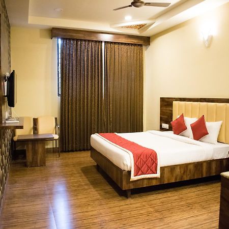 Hotel Mysore Republic Exterior photo
