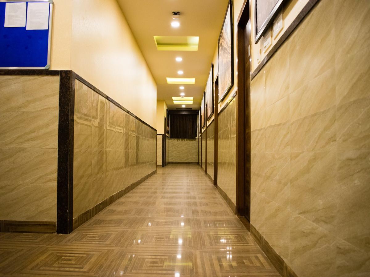 Hotel Mysore Republic Exterior photo